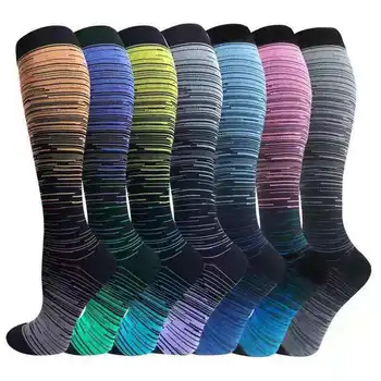 Модерен нов продукт, градиентные смесени цветове, нови мъжки и дамски чорапи със средна дължина, спортни найлонови чорапи