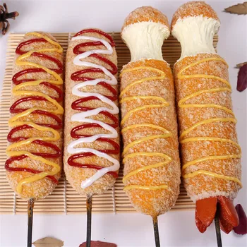 Изработена по поръчка фалшива корейски модел подпори за закуски имитация на храна модел проба със сирене на пръчки за хот-дог голяма плато пръчка matte модел на хранене